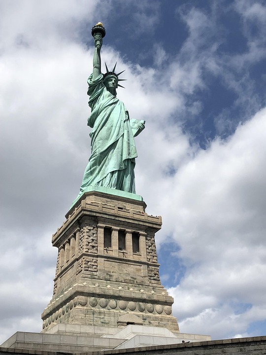 Record Immigration Spike: What Recent Trends Mean for America’s Future