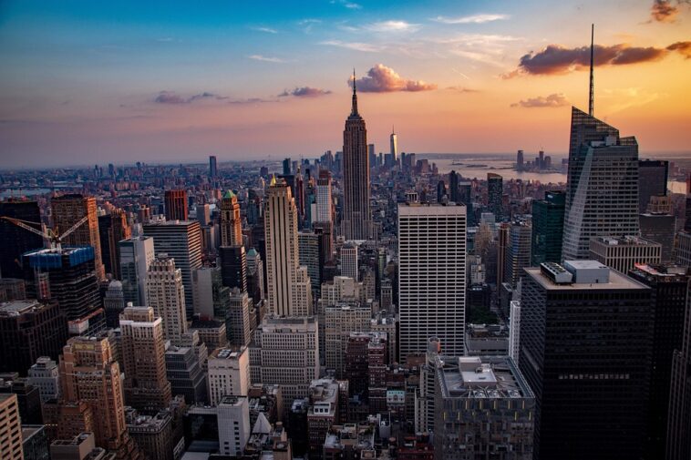 Unlocking Success: How Small Businesses Can Thrive in 2023’s Economy